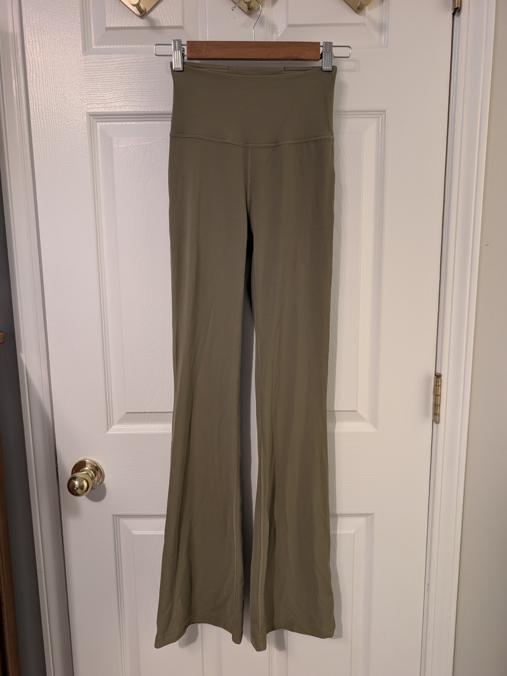 Lululemon Groove Super High Rise Flared Pants Size 2